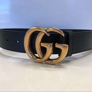 Gucci belt in gold